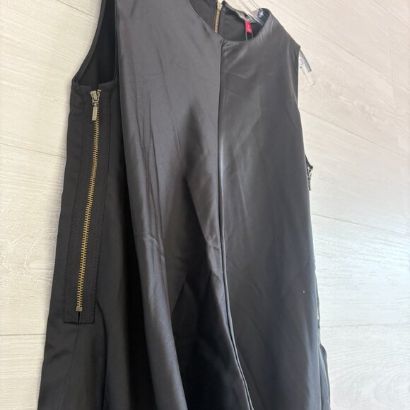 Vince Camuto Sleeveless Side Zipper Satin Tunic Sz 4 NWT - Picture 2 of 4